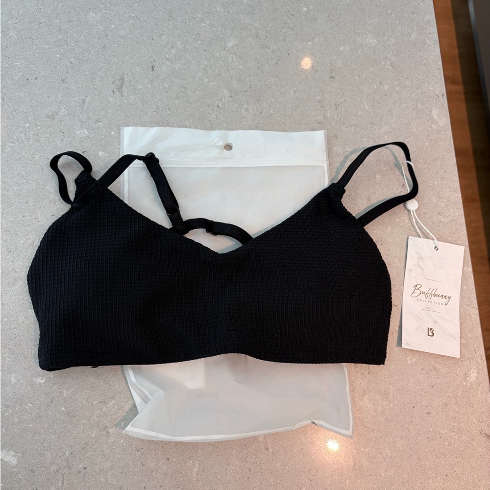 BuffBunny Black Waffle Seamless Bra Adjustable Straps